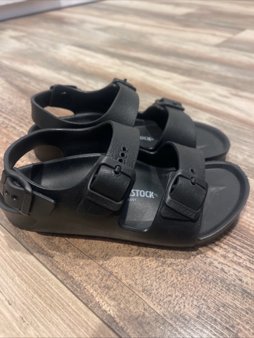 Birkenstock Kid's Milano Essentials EVA in Black Size 32 USA Size 1 Adjustable
